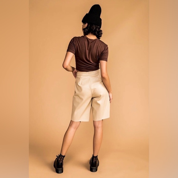 Dressed In LALA “Excuse Me Vegan Leather Shorts in Vanilla” High Rise Bermuda S - Picture 2 of 16